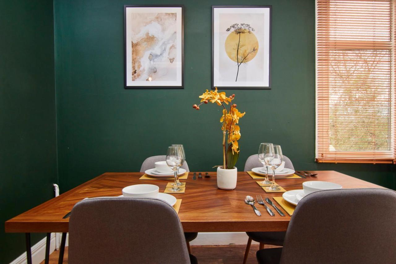 גטשהד Stylish 2 Bedroom Flat - Close To Newcastle City Centre מראה חיצוני תמונה