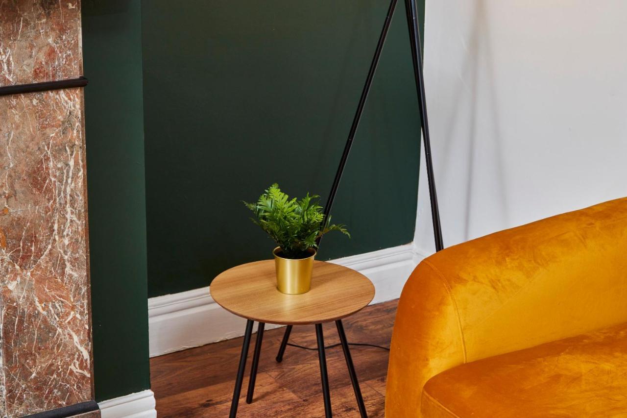 גטשהד Stylish 2 Bedroom Flat - Close To Newcastle City Centre מראה חיצוני תמונה