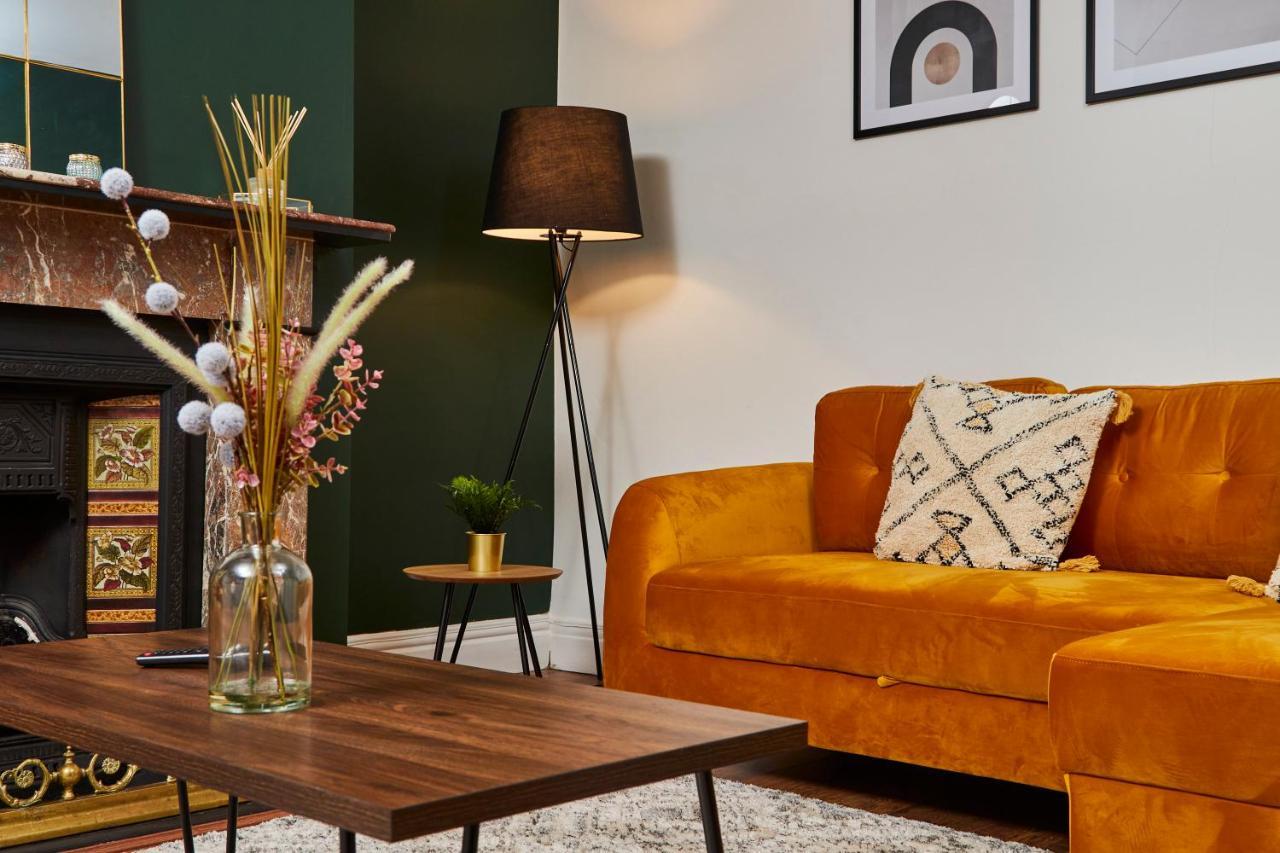 גטשהד Stylish 2 Bedroom Flat - Close To Newcastle City Centre מראה חיצוני תמונה