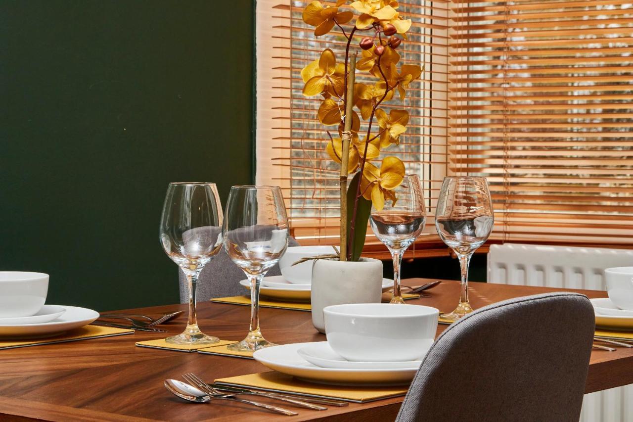 גטשהד Stylish 2 Bedroom Flat - Close To Newcastle City Centre מראה חיצוני תמונה